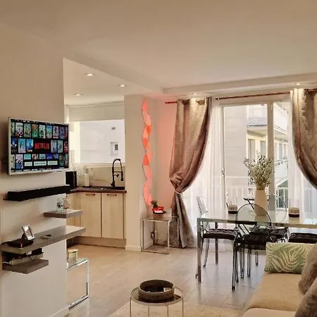 Aux Portes De Paris / Bord De Marne Apartment *